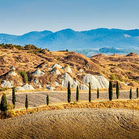 Your Relaxing Tuscan Getaway Villa Montenero d'Orcia